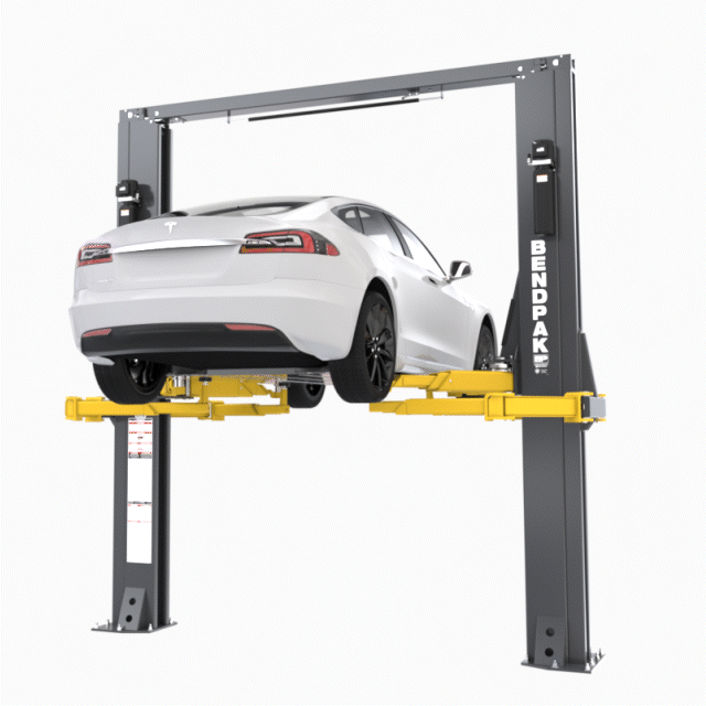Introducing the world's first eight armed lift. Perfect for cab-off repairs, swapping EV batteries, and more!