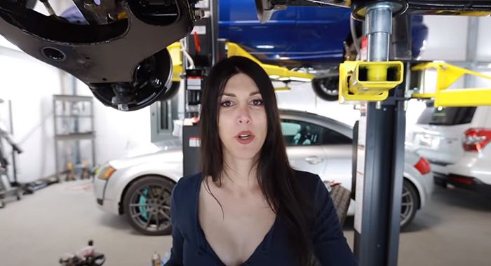 Sarah-n-Tuned Explaining Car