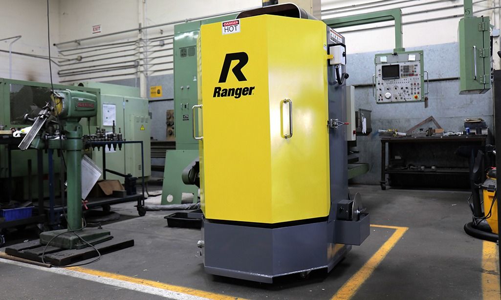 Parts washer with hot water by Ranger